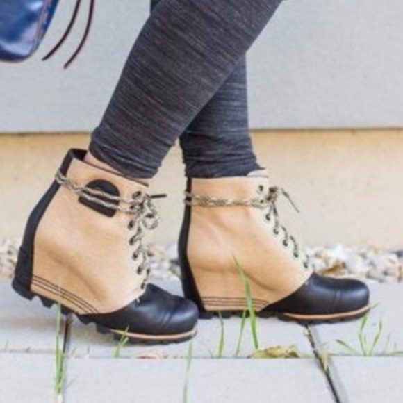 SOREL 1964 Premium Wedge Lace Up Boots Bluff Black/Tan NL2174 - Picture 1 of 13